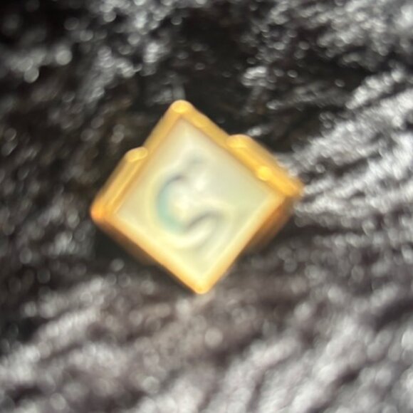 Lalique Ondine Gold Vermeil Mother of Pearl Ring - Picture 2 of 4
